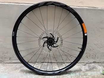 Giant, TRX 2