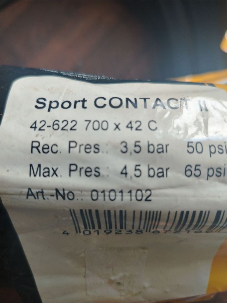 Used Continental pneu vélo bike — image 1 of 2