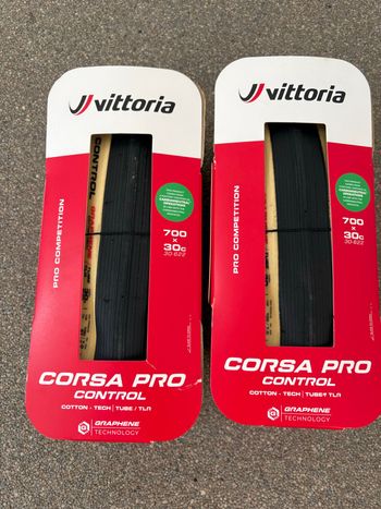 Vittoria, Corsa Pro Control TLR