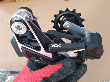 Used Sram XX SL T-Type Eagle AXS 2025 bike — image 2 of 5