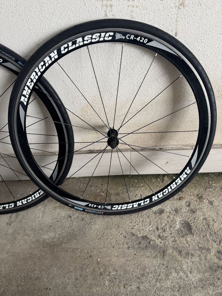 Used American classic CR 420 Shimano 10/11s bike — image 2 of 11
