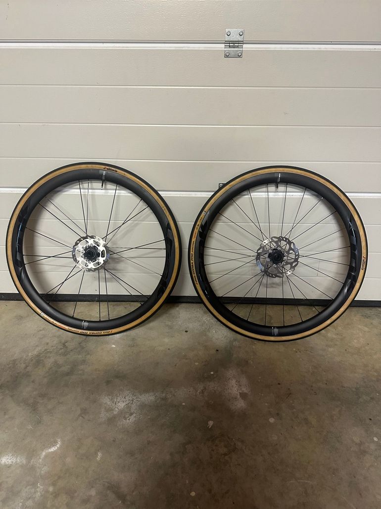 Used Look R38D Carbon Tubeless 700c Wheelset bike — image 2 of 6