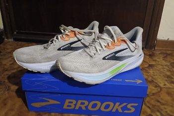 Brooks, Ghost 17 Running Shoes