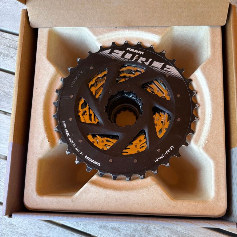Used Sram Force Cassette 10-33 2024 bike — image 2 of 3