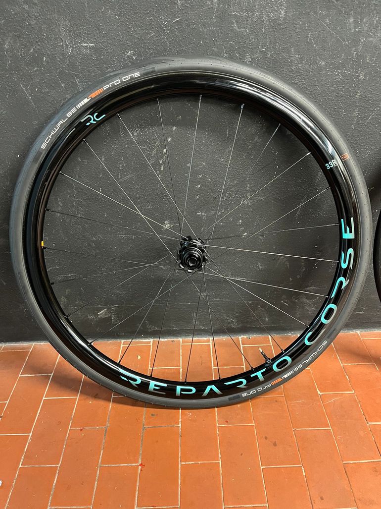 Used Bianchi Reparto Corse Rc 33 R 2025 bike — image 2 of 4