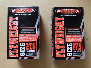 Maxxis Fly Weight bike d'occasion — image 2 sur 3