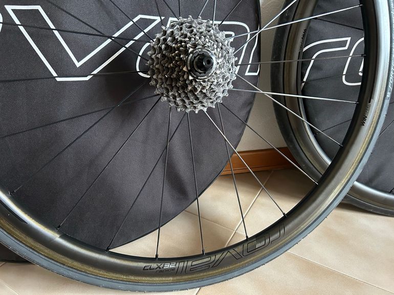 Used Specialized CLX 32 700c Wheel bike — image 7 of 10