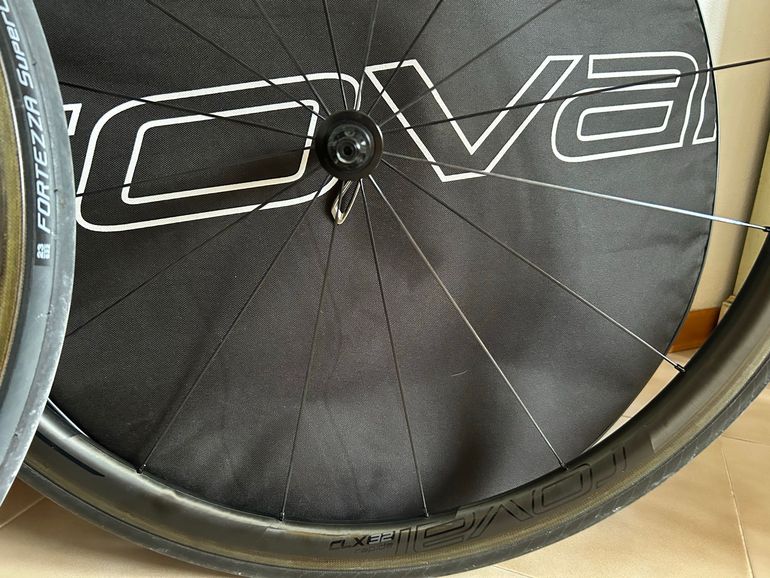 Used Specialized CLX 32 700c Wheel bike — image 8 of 10