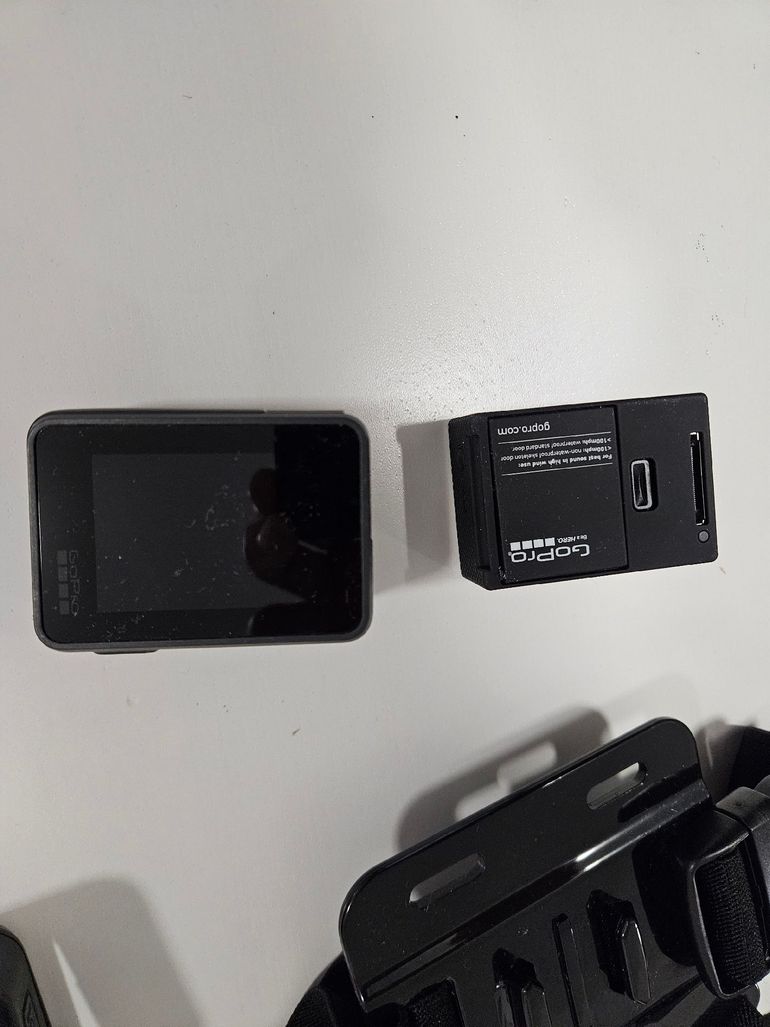 Used GoPro HERO7 Black e HERO3 White Edition 2018 bike — image 4 of 16