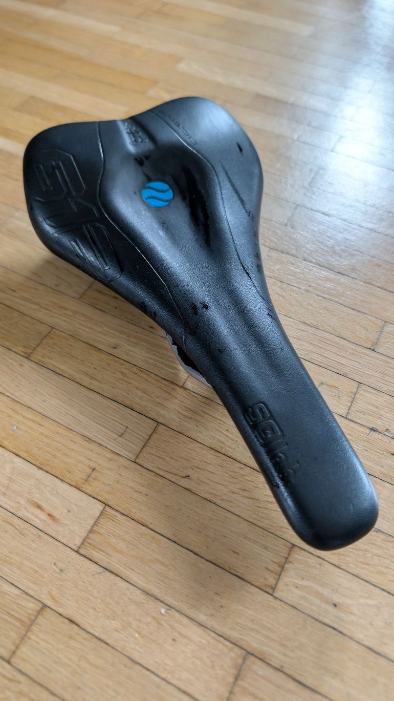 Used Sq Lab 612 Ergowave® active Saddle bike — image 1 of 3