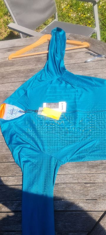 Tweedehands Santic Maillot Cycliste 2026 bike — afbeelding 2 van 5