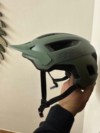 Used Bell Nomad 2 bike — image 7 of 8