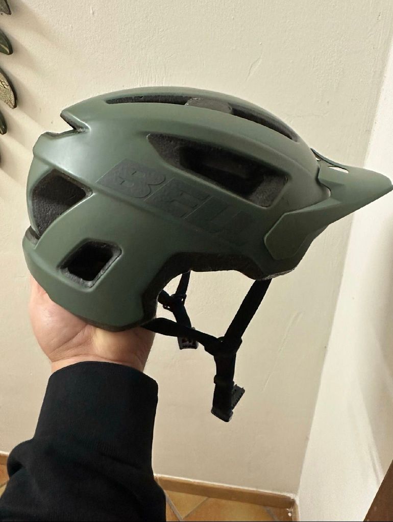 Used Bell Nomad 2 bike — image 8 of 8