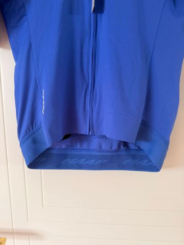 MAAP Emerge Blu Jersey 2026 bike usato — immagine 3 di 7