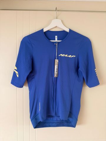 MAAP Emerge Blu Jersey 2026 bike usato — immagine 1 di 7