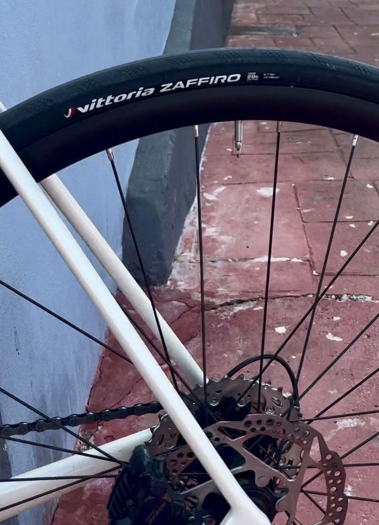 Used Alloy Tubeless 700c 19c 28H 2025 bike — image 2 of 4