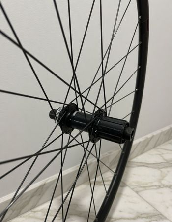 Used Alloy Tubeless 700c 19c 28H 2025 bike — image 4 of 4