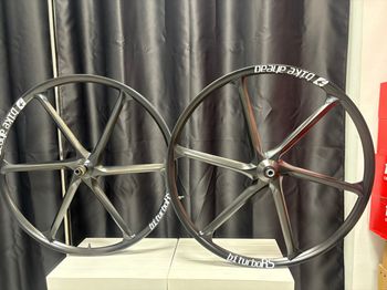 Used Bike Ahead Biturbo RS 29" Wheelset bike