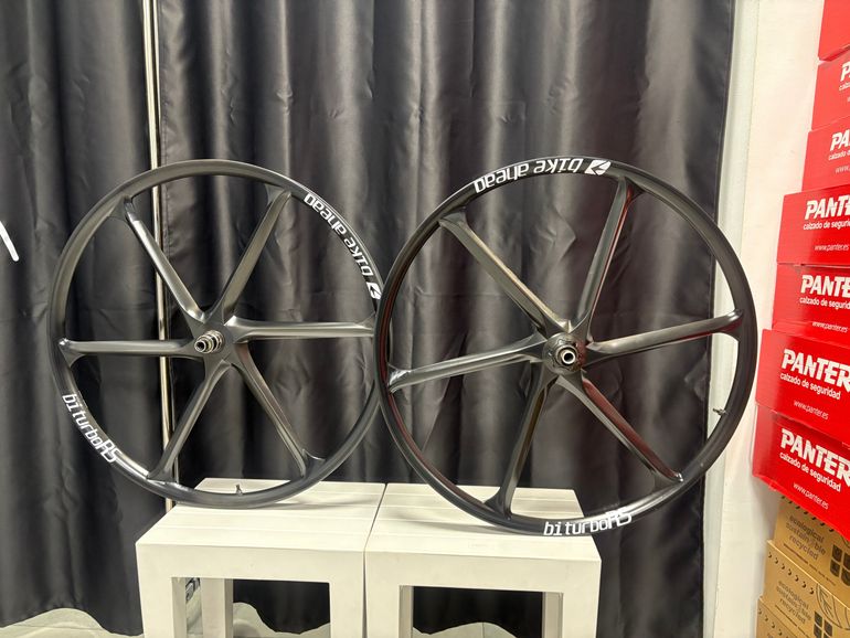Used Bike Ahead Biturbo RS 29" Wheelset bike — image 3 of 9