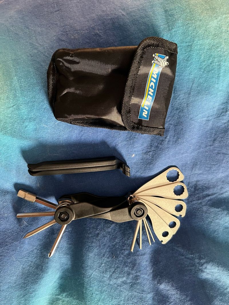 Używany Michelin Multi Tools Cycling Accessories