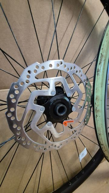 Used Stans Notubes Crest S2 Wheelset 2025 bike — image 2 of 5