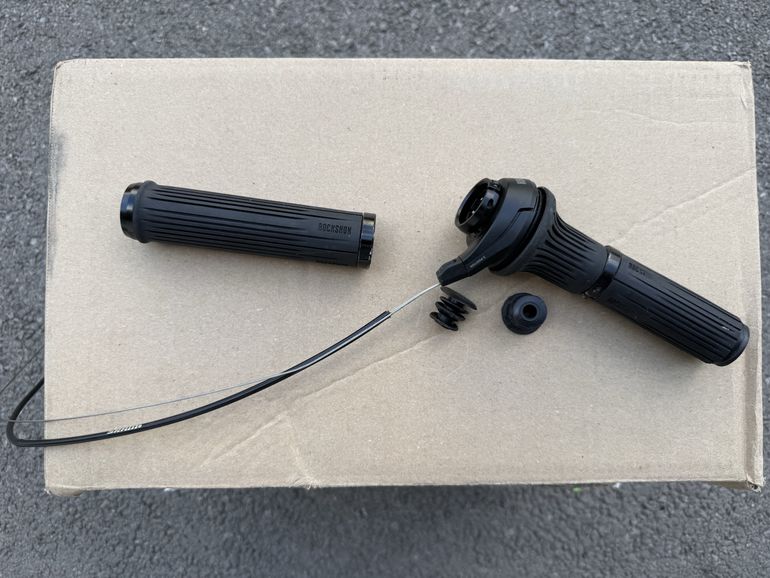 Used RockShox TwistLoc Base Remote Lever 3p 2024 bike — image 1 of 2