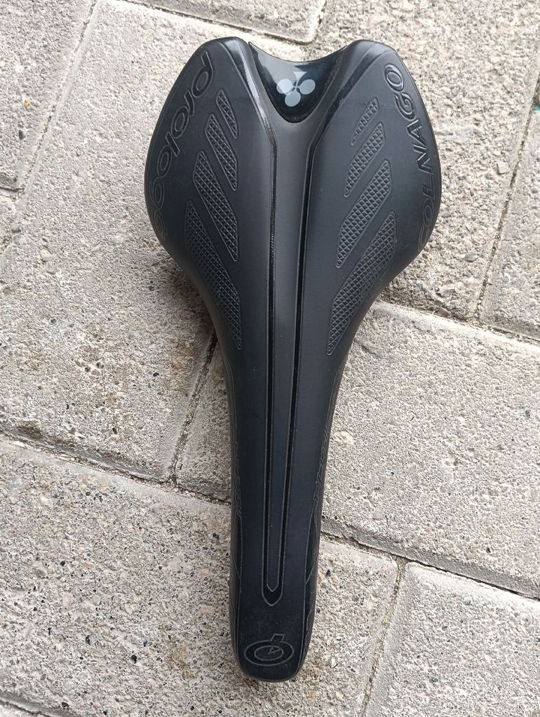 Used Colnago Road Saddle 2018 bike — image 1 of 2