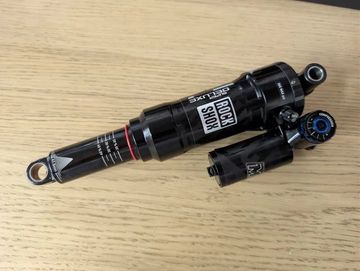 RockShox Super Deluxe Select+ 230x62.5mm Rear Suspension d'occasion