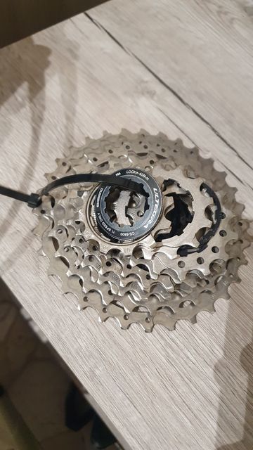 Used Shimano Ultegra CS-6800 Drivetrain & Pedals