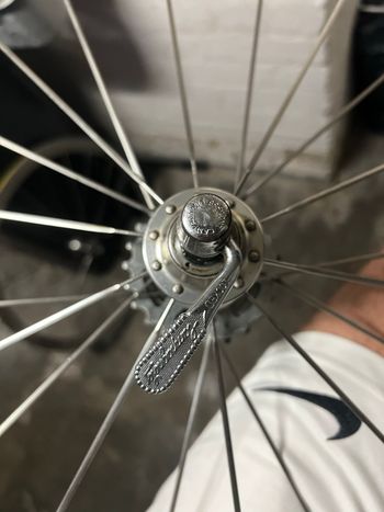 Used Campagnolo Vento Laufradsatz 28 Zoll 1995 bike — image 5 of 11
