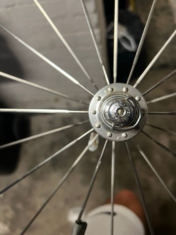 Used Campagnolo Vento Laufradsatz 28 Zoll 1995 bike — image 10 of 11