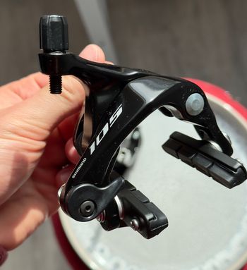 Shimano, 105 R700 Rim Brakes