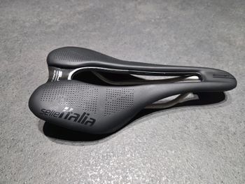 Used Selle Italia SLR Boost TM Superflow Saddle bike — image 5 of 6