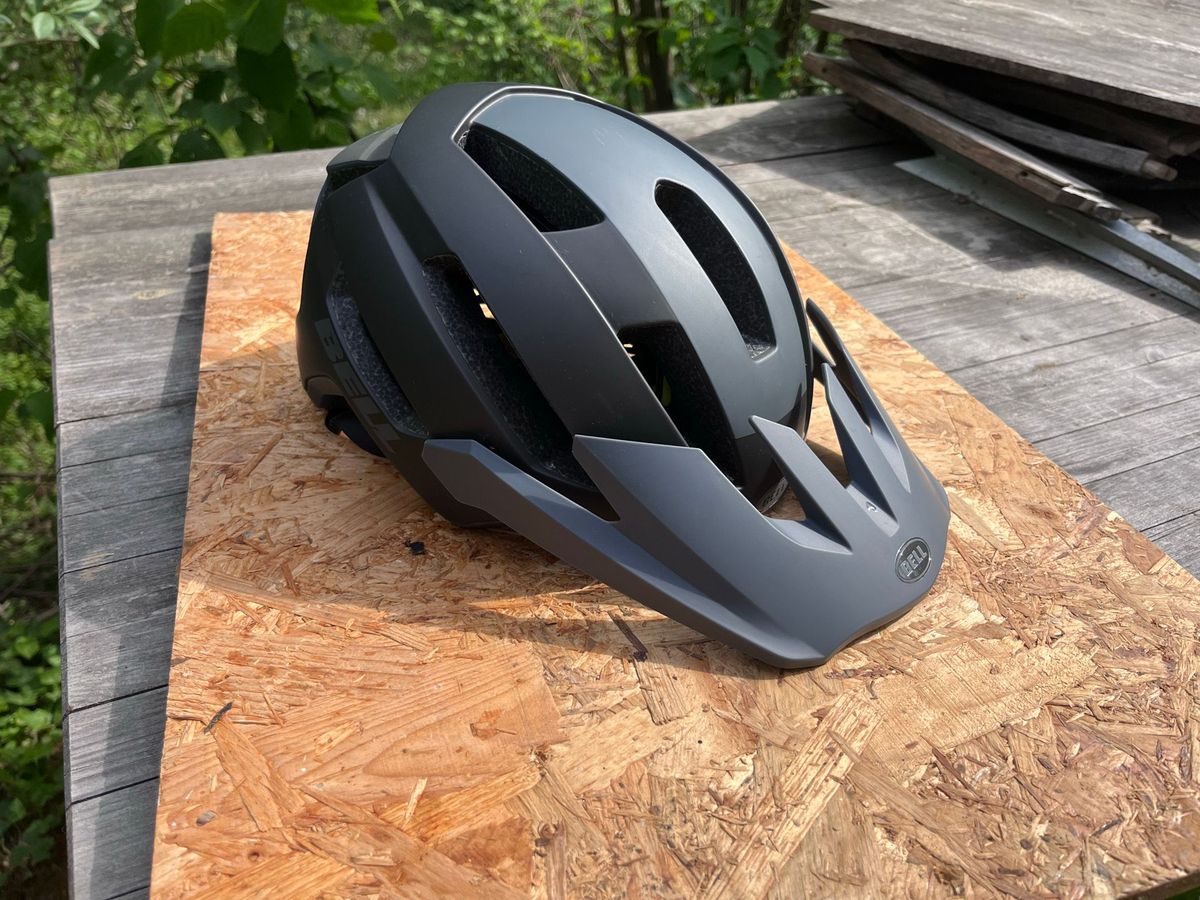 bell 4forty mips adult mtb bike helmet Air Large Matte Dark Green/Orange in Sweat Guide Bell 4Forty Mips Mtb Helmet