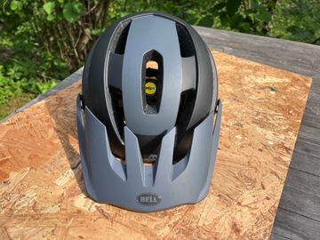 Tweedehands Bell 4forty Air MIPS bike — afbeelding 2 van 5