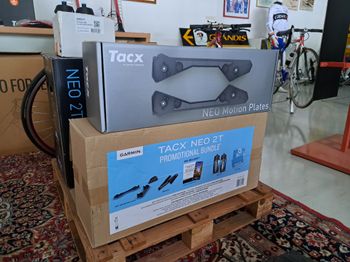 Used Tacx Flux 2 Smart bike — image 4 of 4