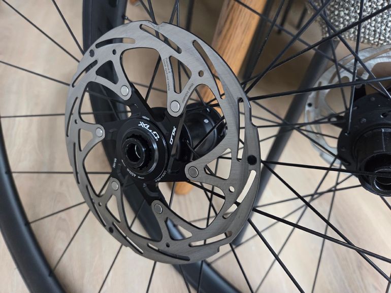 Used Bontrager Aeolus Elite 35 TLR Disc bike — image 4 of 5