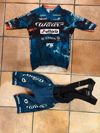 Gobik, Completo da Ciclismo