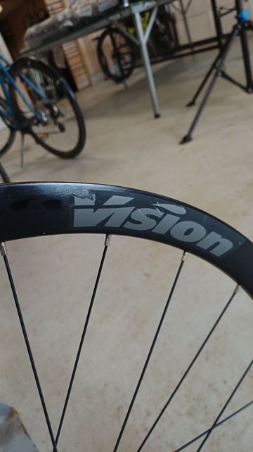 Used Vision Team 35 Wheelset bike — image 4 of 8