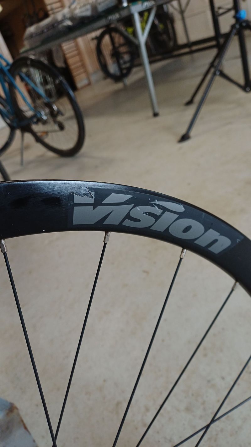 Used Vision Team 35 Wheelset bike — image 4 of 8