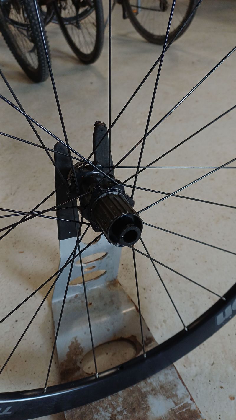 Used Vision Team 35 Wheelset bike — image 7 of 8