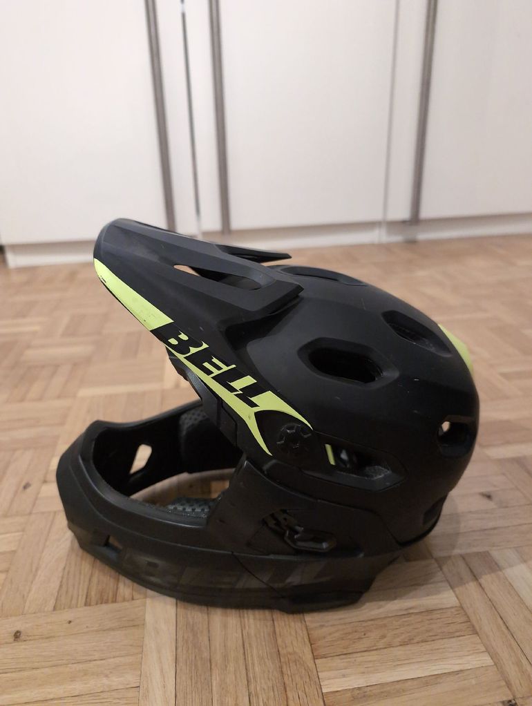Used Bell Super DH Mips Matte/Gloss Black S (52 - 56 cm) 2020 bike — image 2 of 5