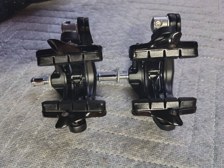 Used Shimano Ultegra Dual-Pivot Brake Caliper BR-R8100 2024 bike — image 5 of 12