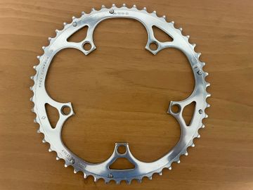 Gebrauchtes Campagnolo Corona 52t 10-speed 135 BCD Drivetrain & Pedals