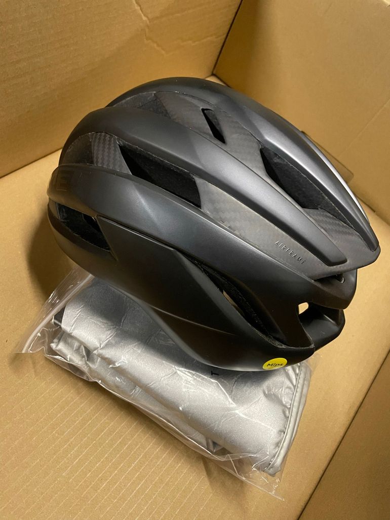 Použité MET Trenta 3K Carbon bike — obrázek 7 z 8