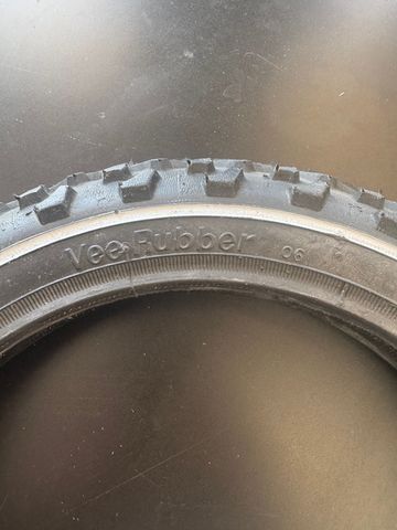 Used Vee rubber Copertone 12 pollici Tyres & Tubes