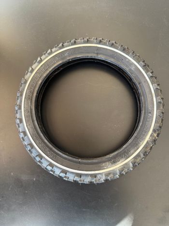 Used Vee rubber Copertone 12 pollici bike — image 2 of 3