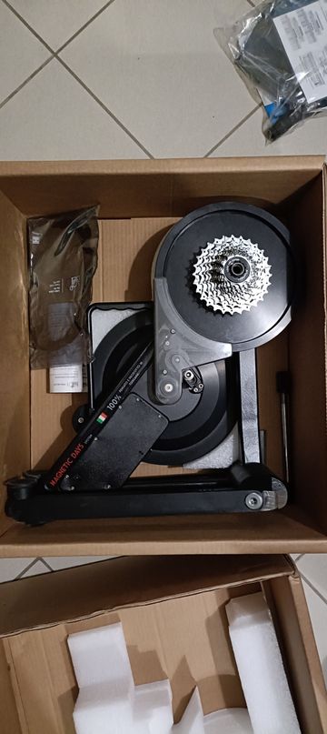 Used magnetic days JARVIS Smart Trainer 2024 Cycling Accessories