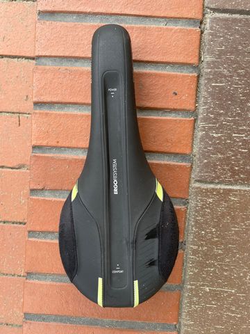 Used Selle Royal Rockrider saddle Saddles & Seatposts