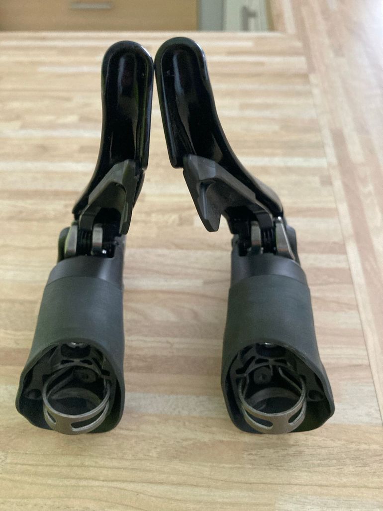 Used Shimano Dura Ace R9000 Shifterset 2013 bike — image 5 of 5